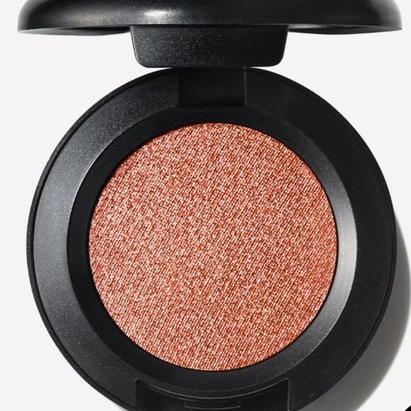 Mac Cosmetics Frost Eyeshadow - Picture 6 of 9